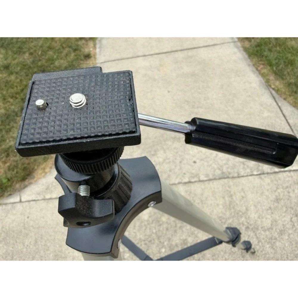Aluminum Camera/Camcorder Tripod